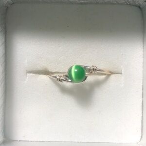 Cat’s Eye bead Sterling Silver Ring Sizes;6,7, & 8
